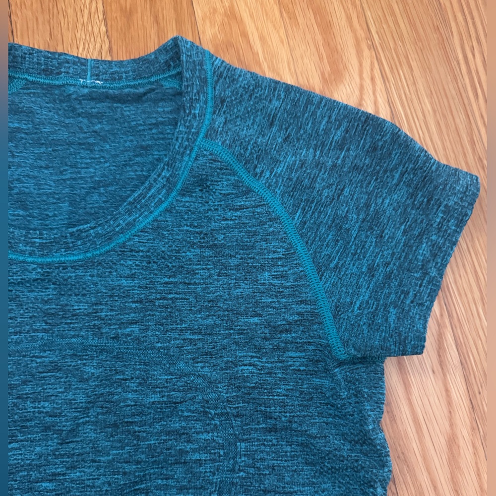 Lululemon top